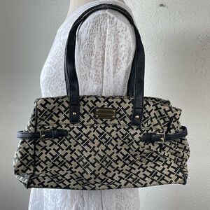Used Tommy Hilfiger Womens Black and Tan Monogram TH Shoulder Bag